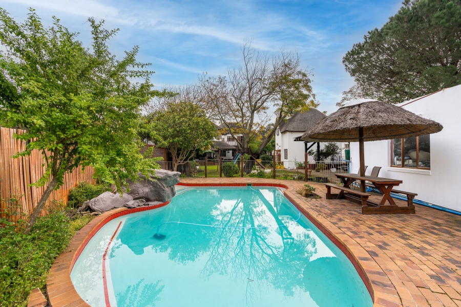 5 Bedroom Property for Sale in Pinelands Western Cape